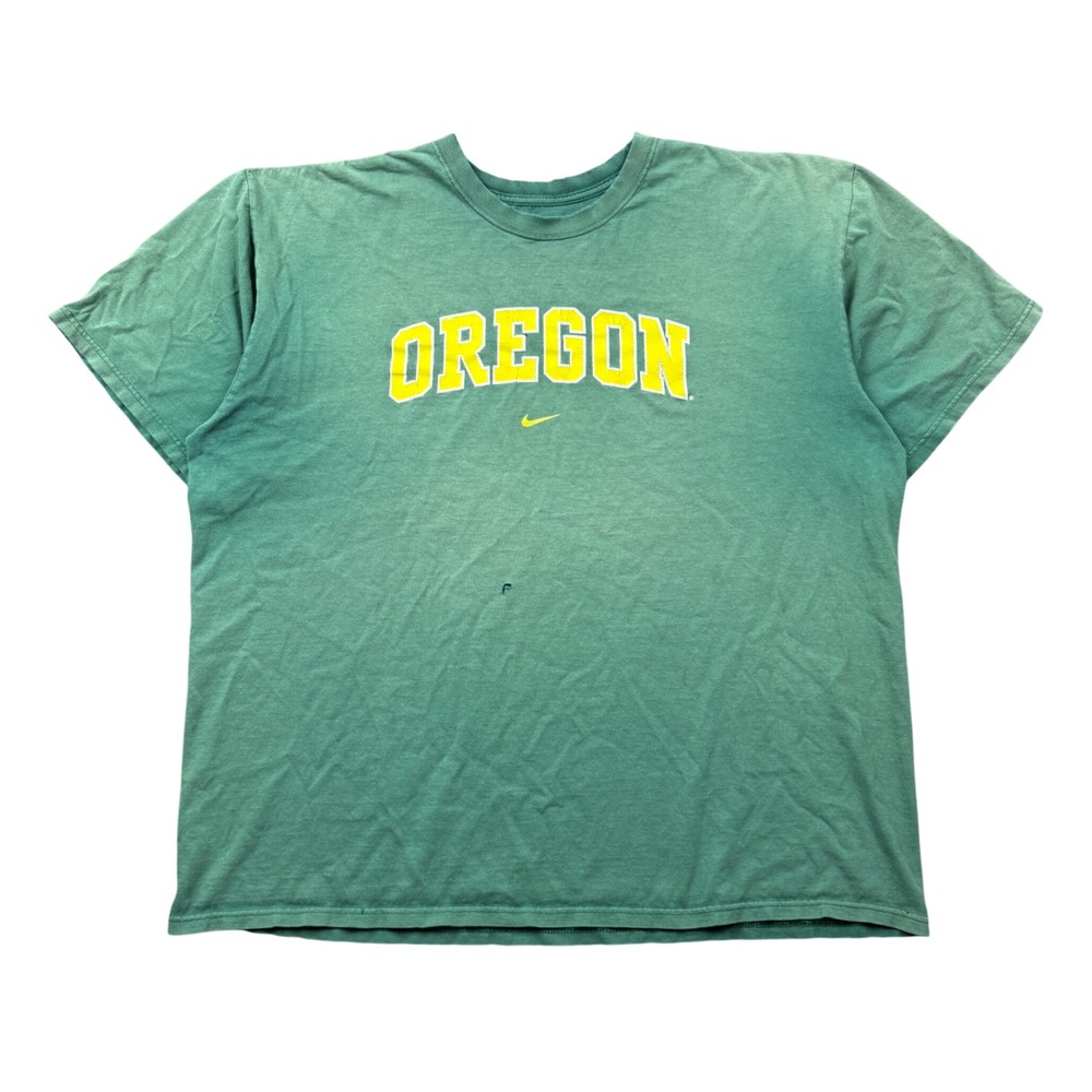 Nike Oregon Ducks Center Swoosh Mens XXL T-Shirt Green Distressed Sun Faded Y2K